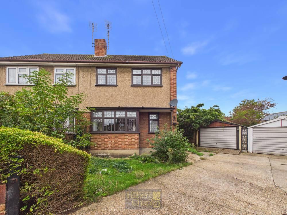 3-bed semi-detached on Victoria Close, Basildon, Essex, SS15, £400,000