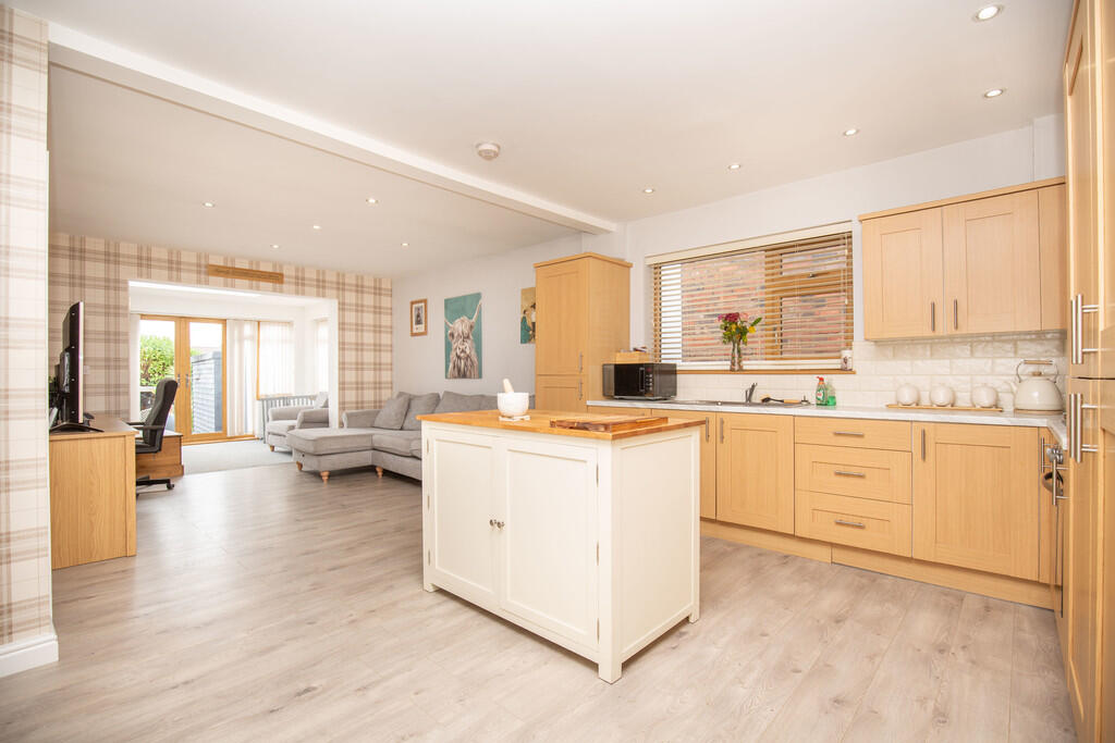 House in North Warwickshire, Polesworth CP - View 3