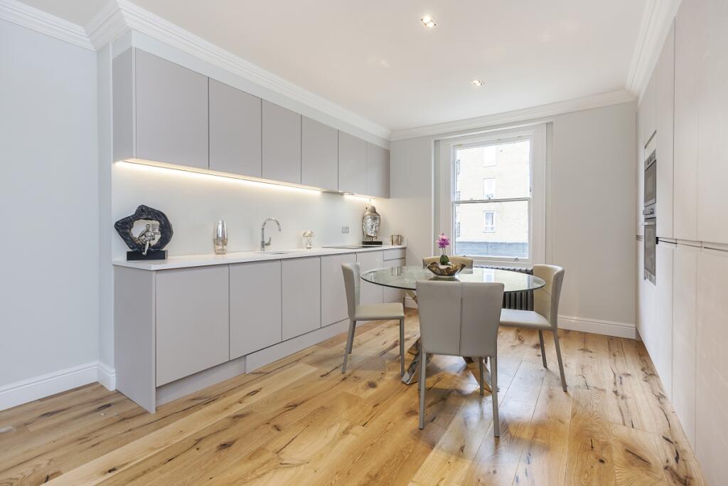 Main image of property: Essex Road London N1