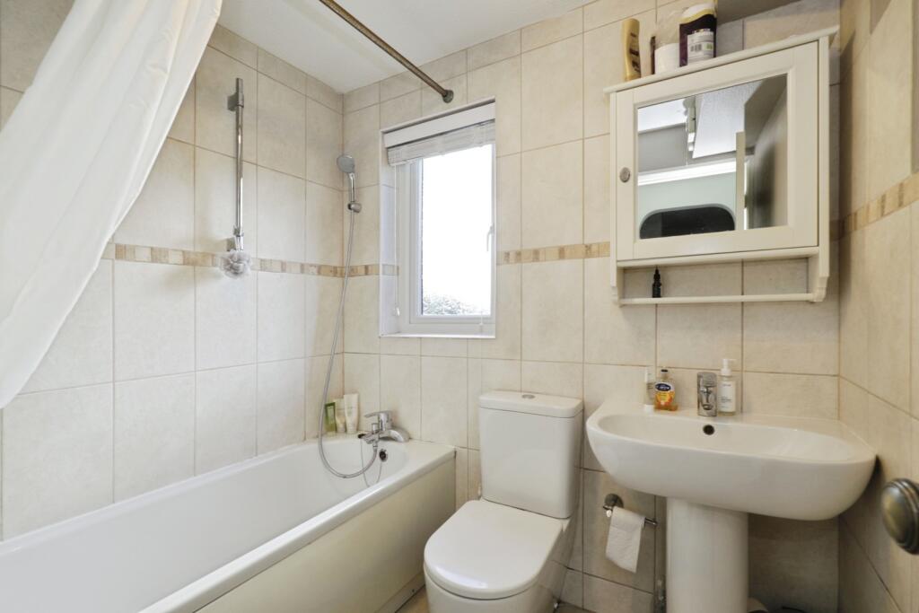 Apartment in Harrogate - More