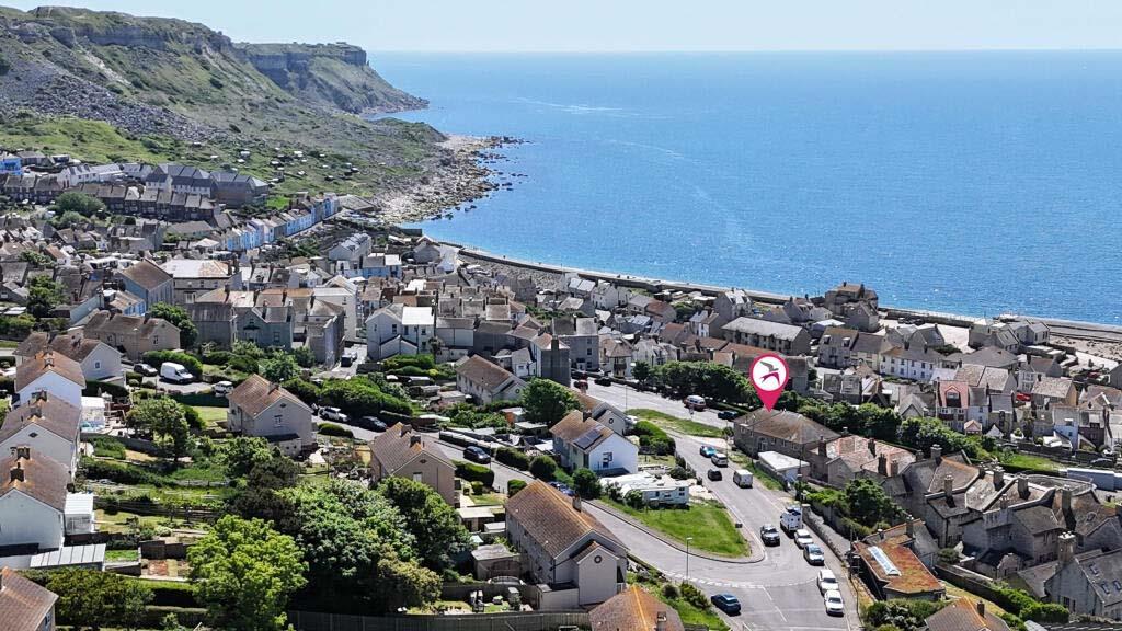 Main image of property: 1a Verne Common Road, Portland