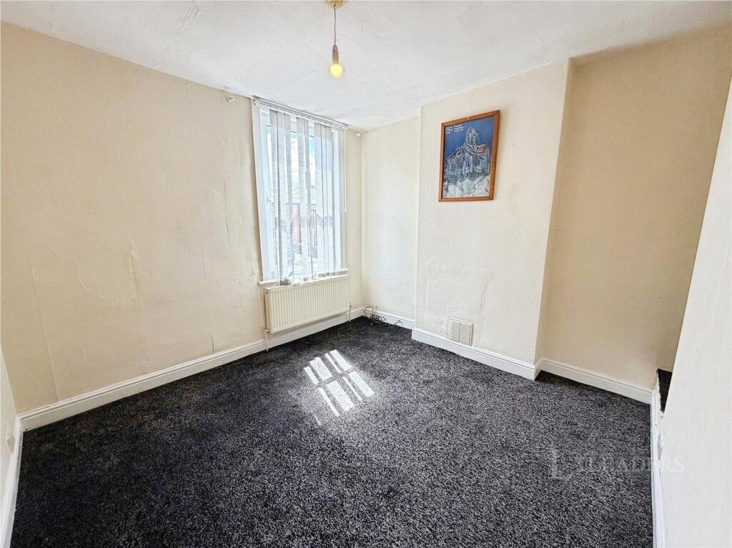 House in Nottingham - View 4