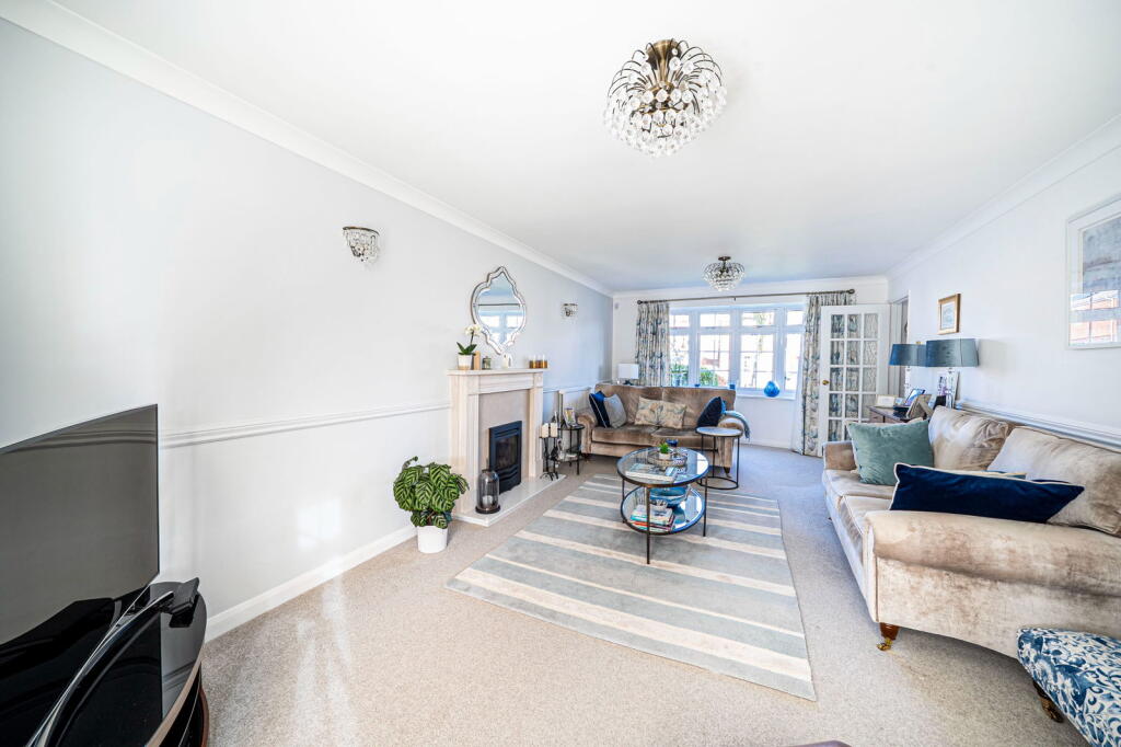 House in Basingstoke and Deane, Oakley - View 5