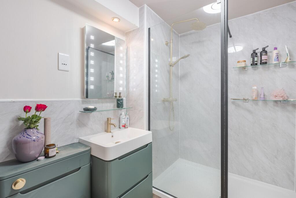 Apartment in London - View 4