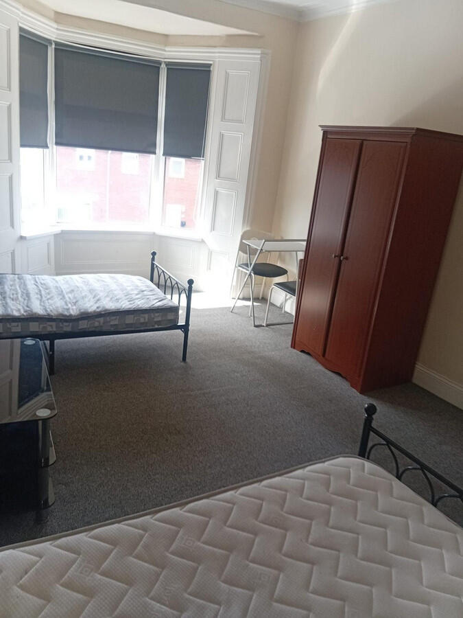 Apartment in South Tyneside, Westoe - More