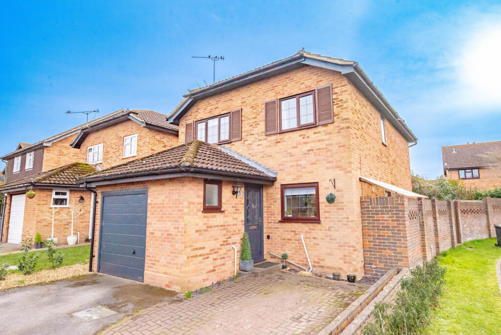 Main image of property: Clover Lane, Yateley, Hampshire, GU46