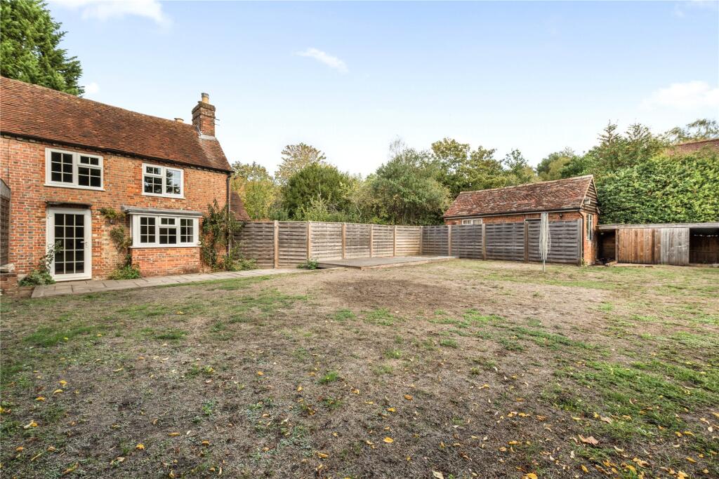 House in Guildford - View 2