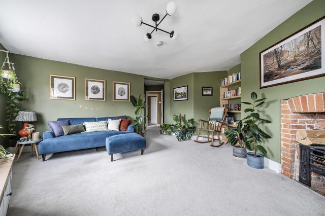 Bartholomew Street, Newbury - View 6