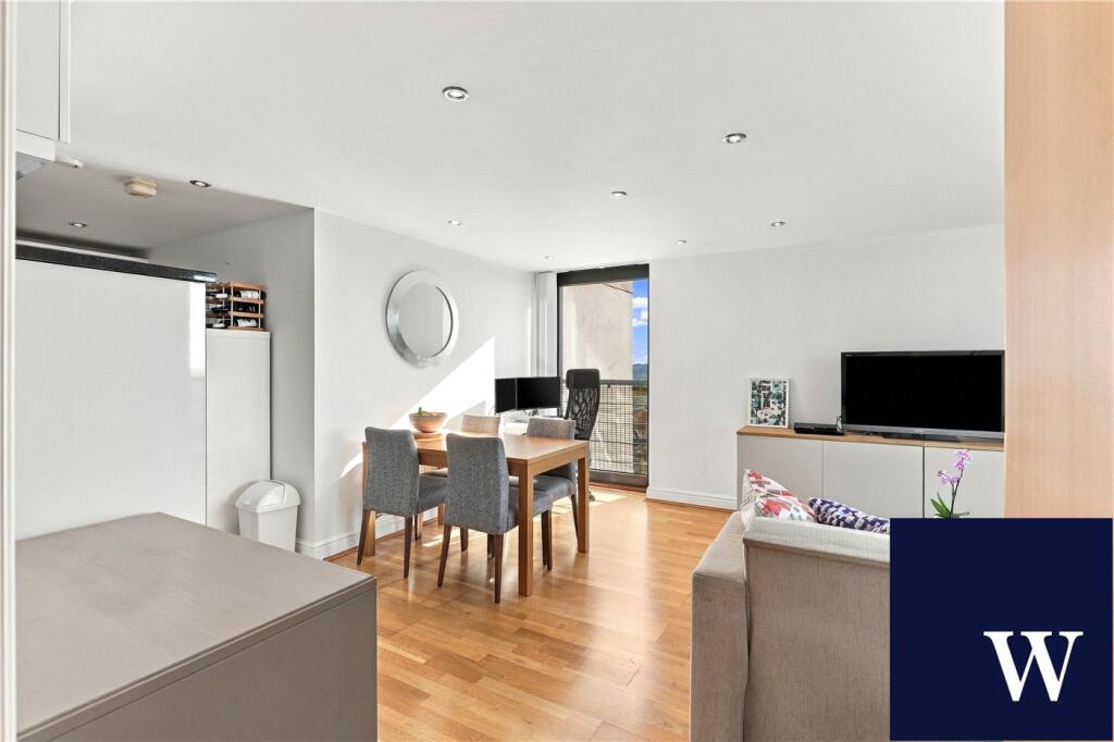 Apartment in London, North Finchley - More