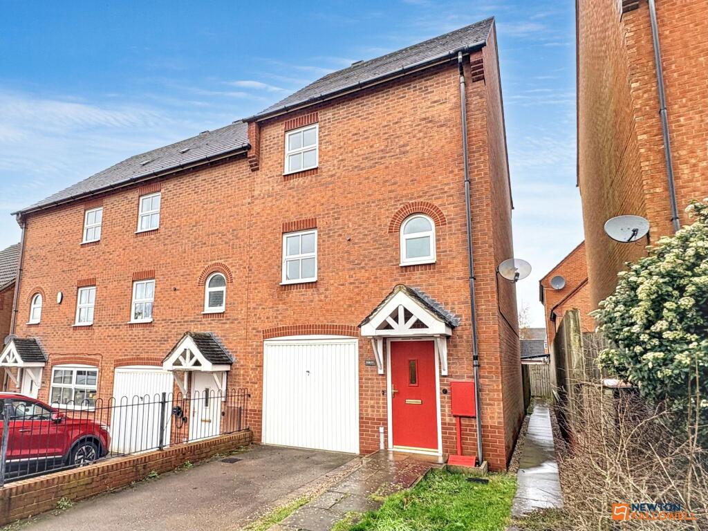 3-bed terraced on Staples Drive, Coalville, LE67, £210,000