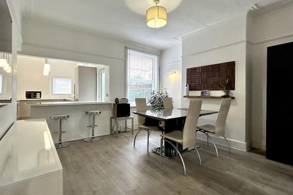 House in Stockport - View 4
