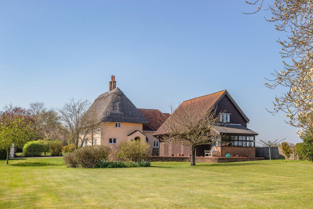 4-bed detached on Pentlow, Sudbury, Suffolk, £895,000
