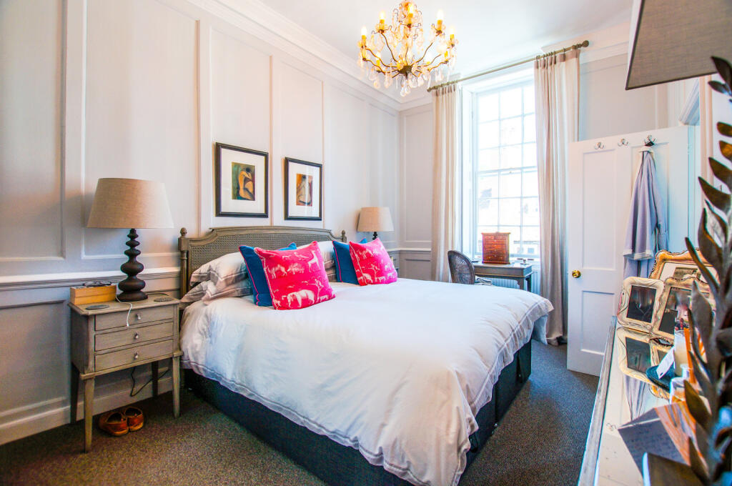 Apartment in Chichester - View 3