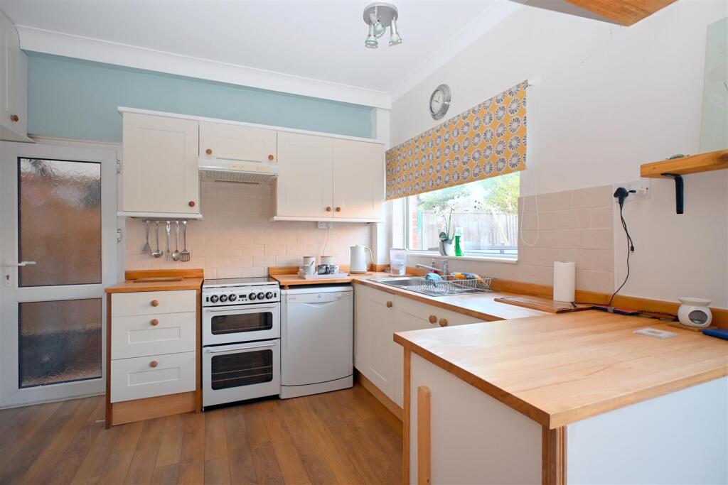 House in Brighton - View 5