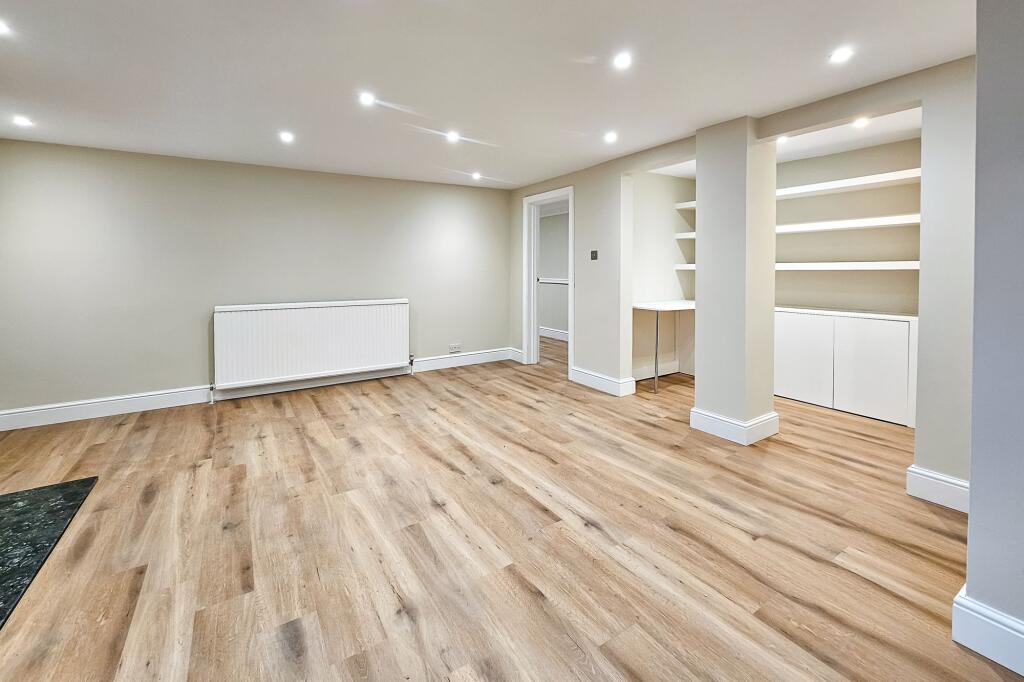 Garden Flat, 25 Kings Road, Harrogate, HG1 5JY - View 5