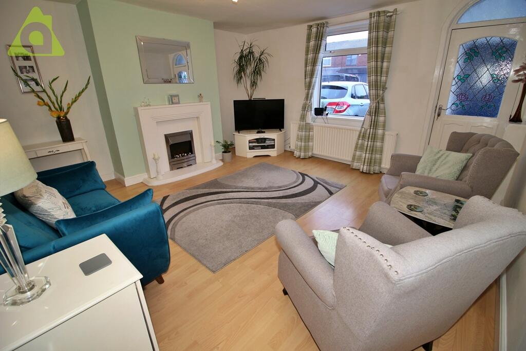 Manchester Road, Westhoughton - View 2