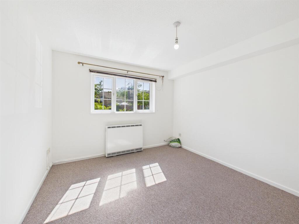 Apartment in Bristol, Conham, Hanham - View 2