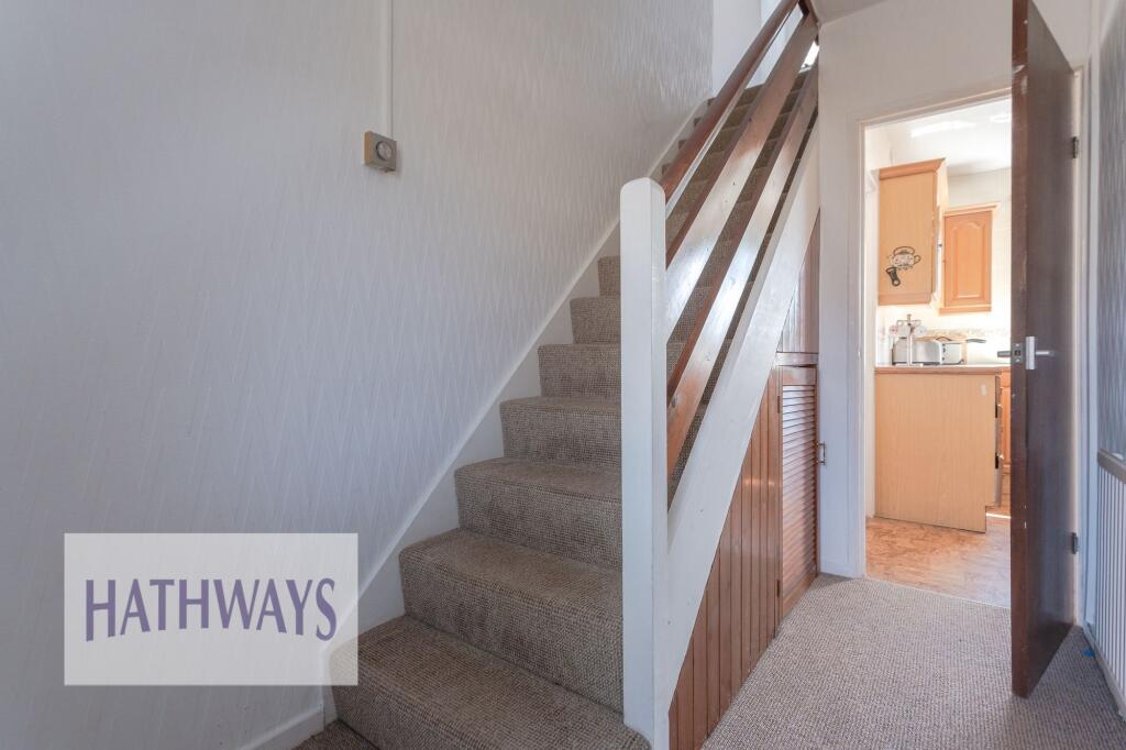 House in Newport - View 4