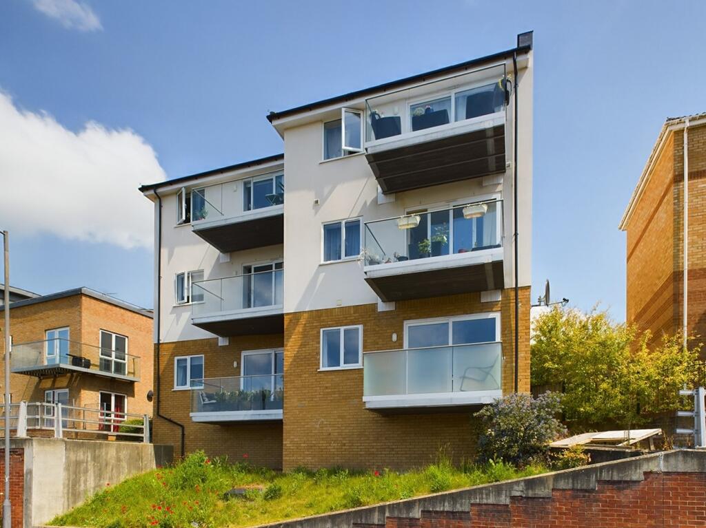 Main image of property: Jem House, Grove Gardens, High Wycombe, HP13 7JG