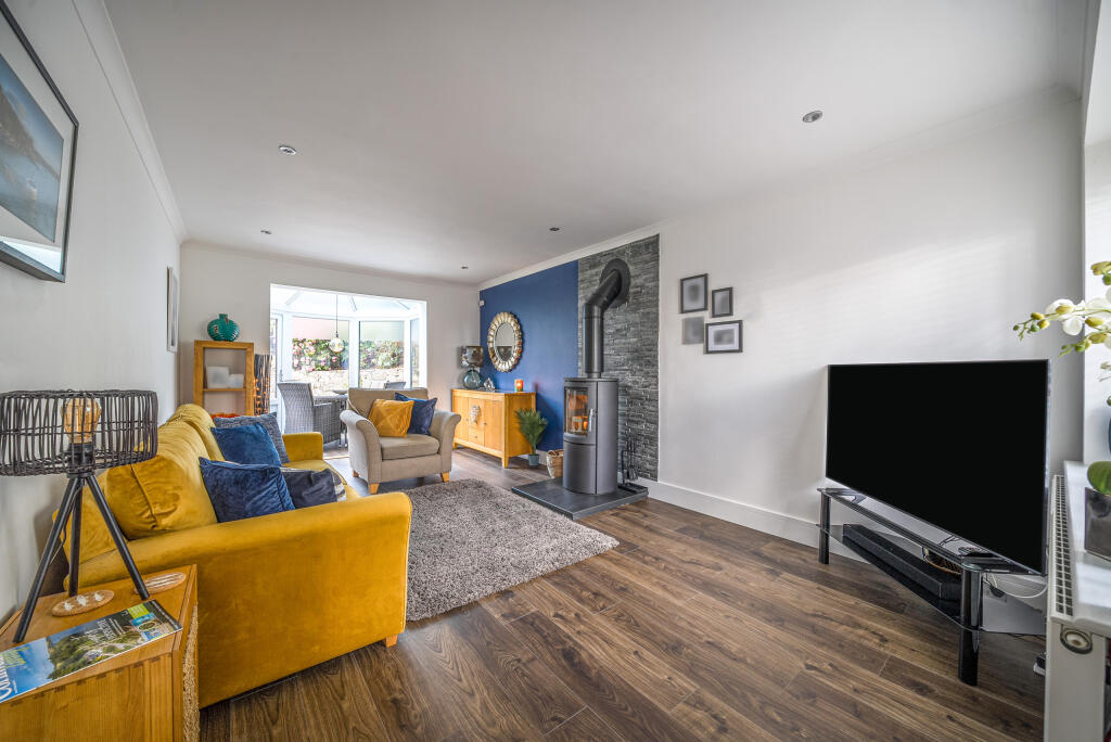 2, Fairfields, East Looe, Cornwall photo 2
