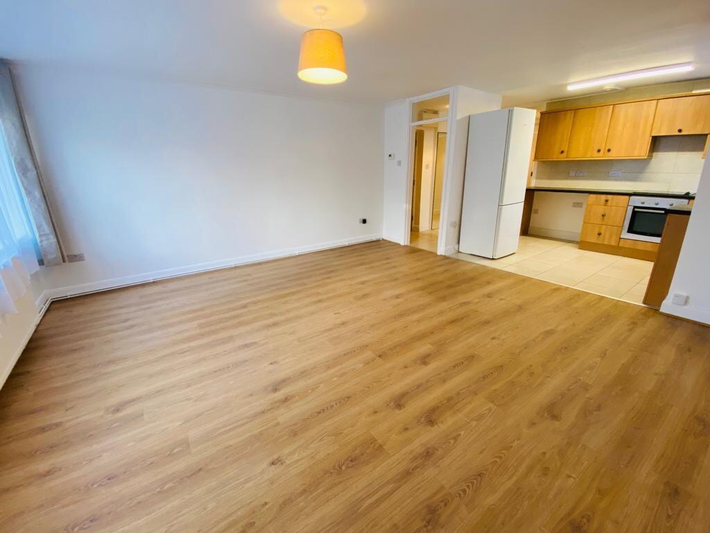 Main image of property: Avenue Road, Leicester, 