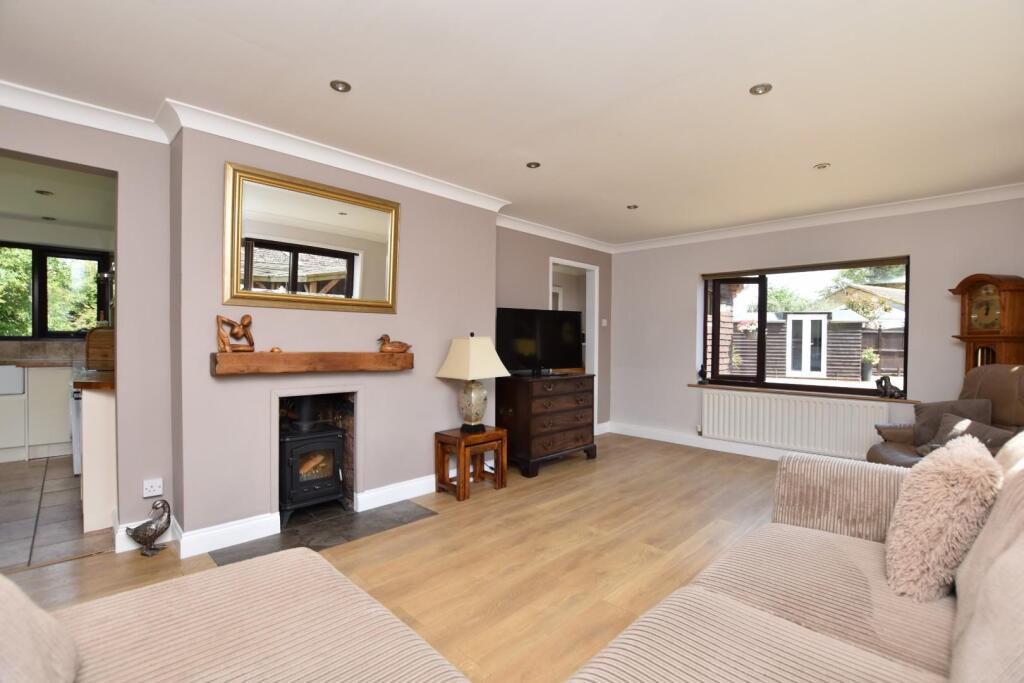 House in Tonbridge - View 2