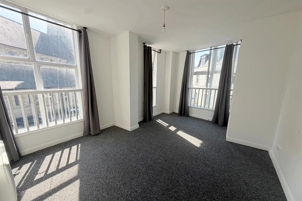Apartment in Bournemouth - View 5