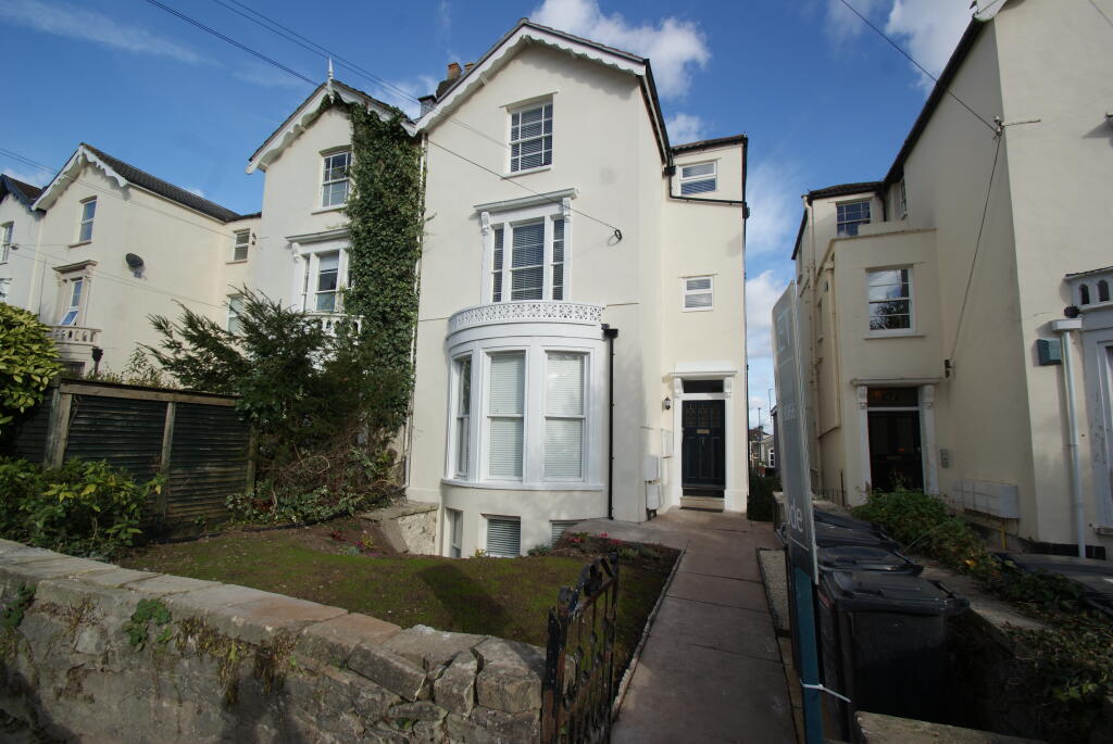 Apartment in Bristol