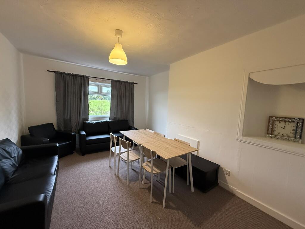 Quarrywood Road, Glasgow, Glasgow City photo 3