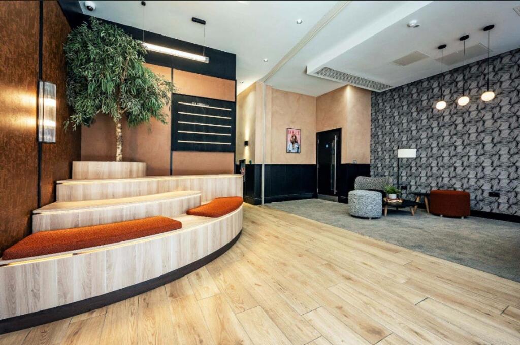 172 Edmund St_OfficeSpace9.jpg