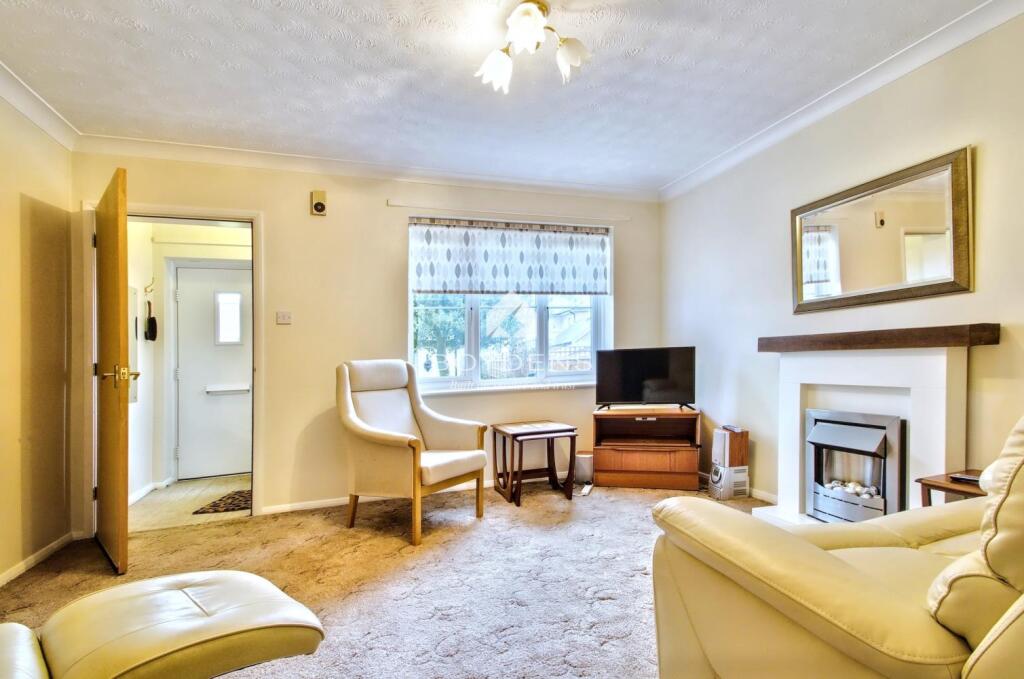 Fullers Close, Kelvedon, CO5 9JX photo 3