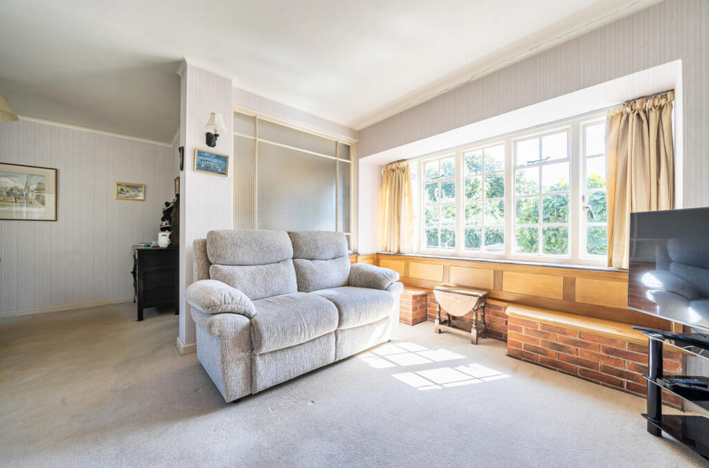 House in Chichester - More