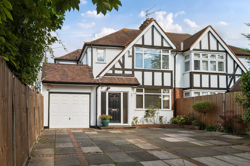 Hatfield Road, St. Albans, AL4