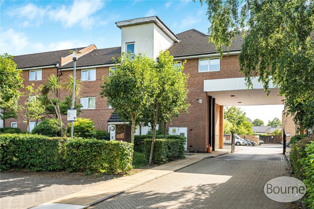 Main image of property: Parsons Close, Aldershot, Hampshire, GU11