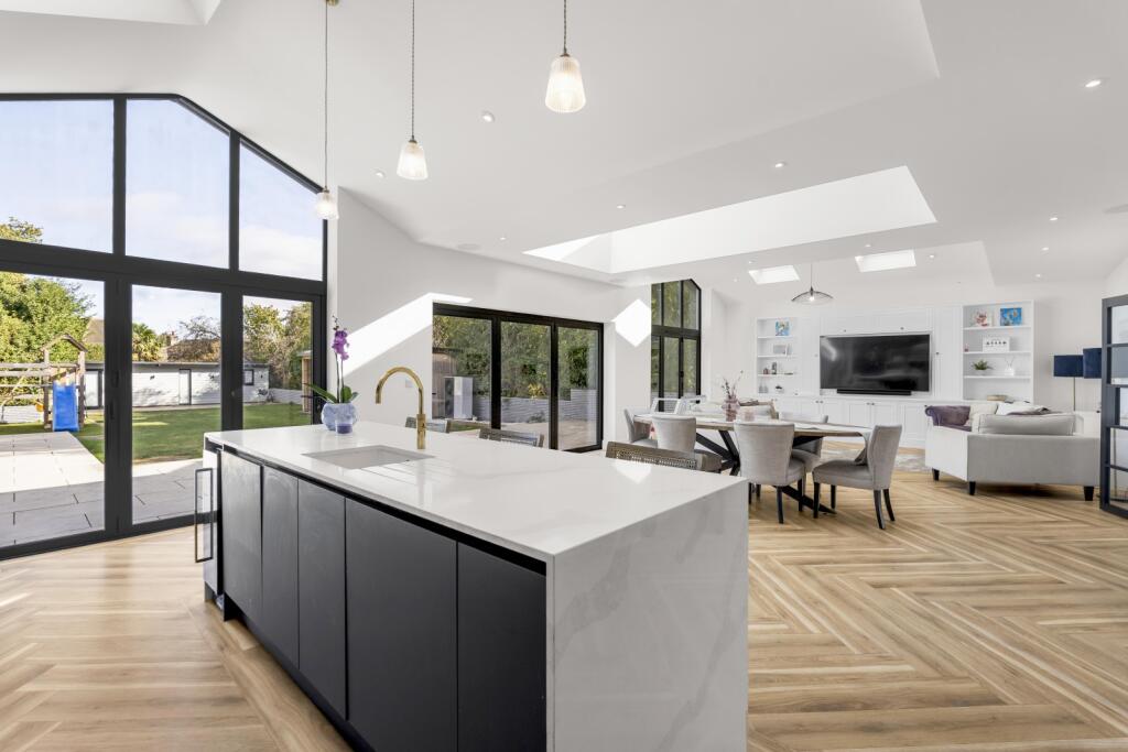 House in Harlow, Old Harlow - View 5