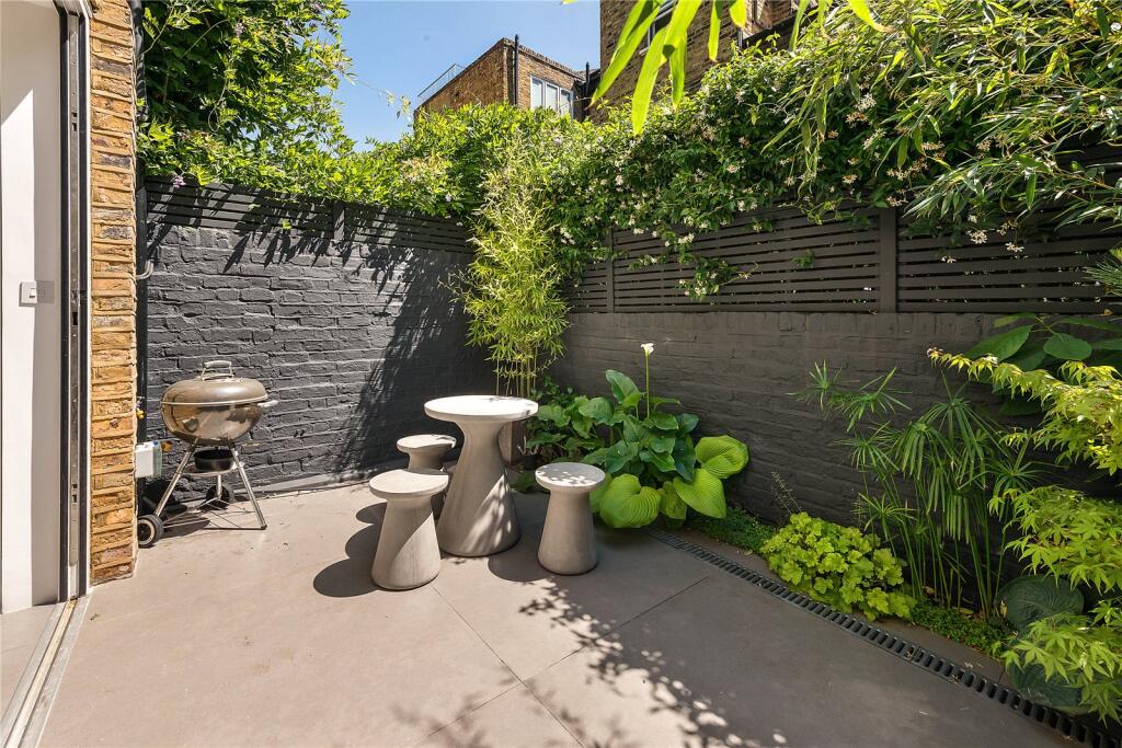 House in London - View 4