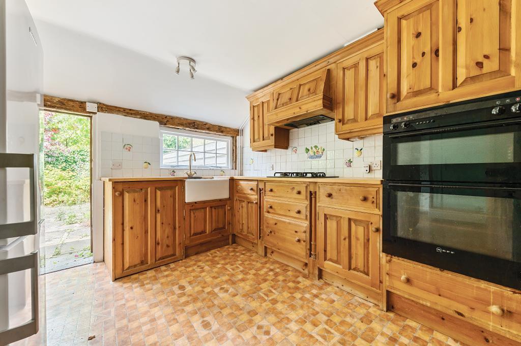 House in Tunbridge Wells, Cranbrook & Sissinghurst - View 4