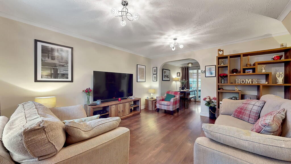 Hawthorn Avenue, Erskine photo 3