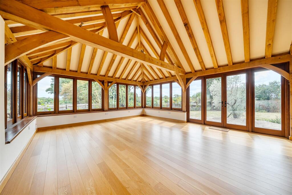 House in Canterbury - More