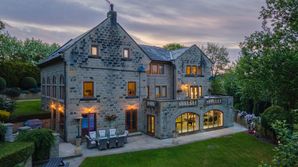 Additional image 31 of Jumeria, Latham Lane, Gomersal, BD19