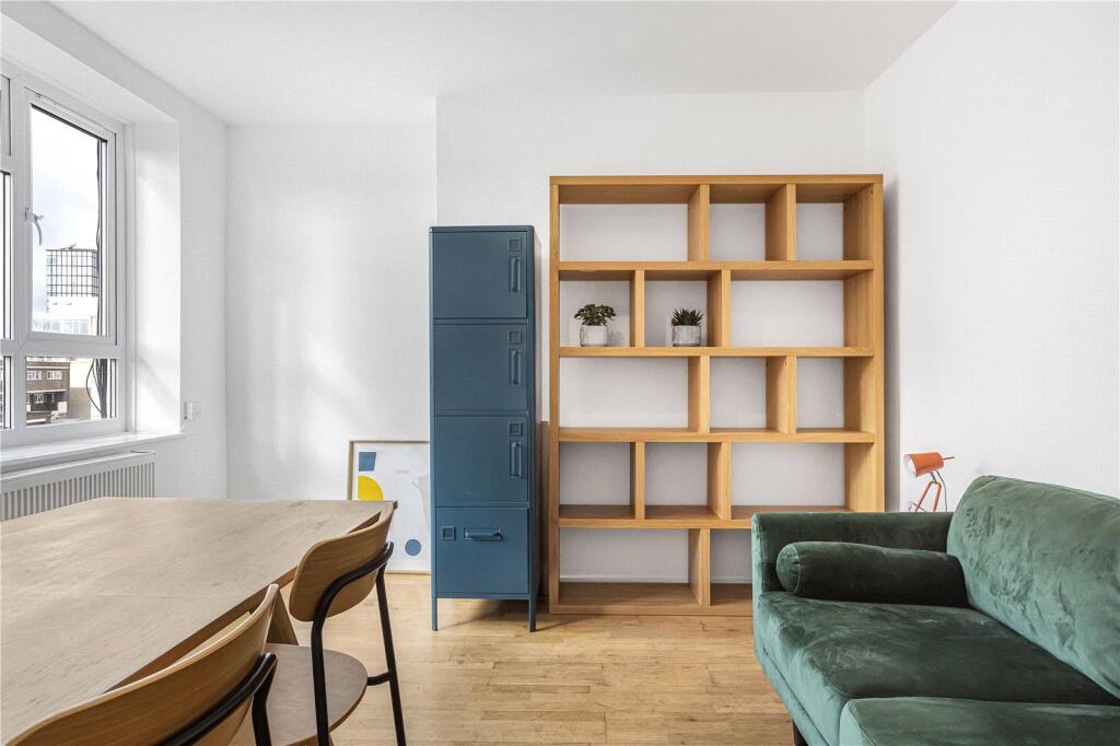 Apartment in London - More