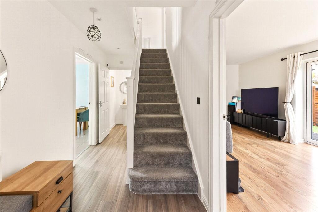 Lupin Close, Lyde Green, Bristol, BS16 photo 4