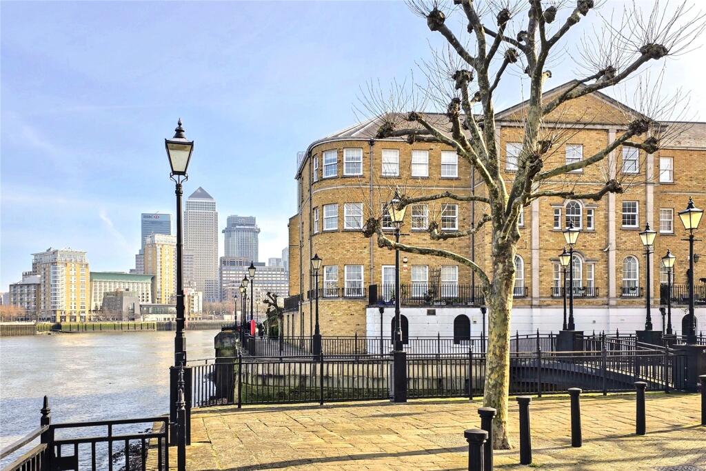 Main image of property: Edward Square, Rotherhithe SE16