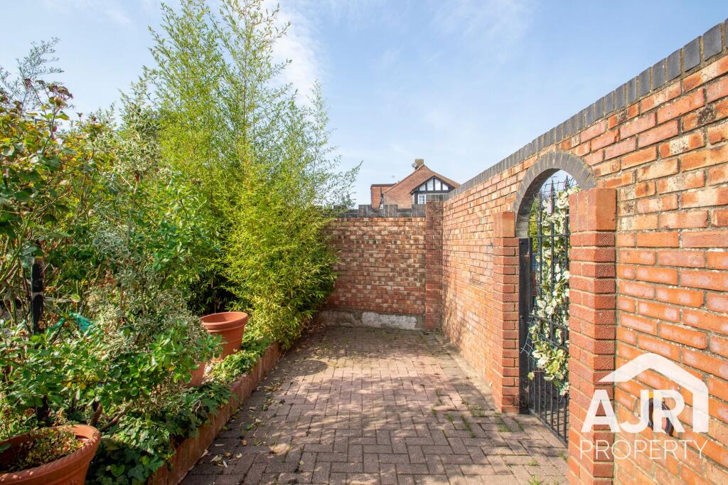 Property photo 11