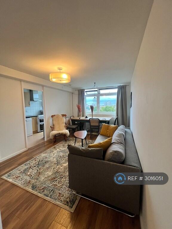 Apartment in London - View 2