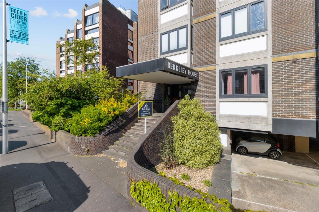 Apartment in Eastbourne, Little Chelsea, Meads - View 3