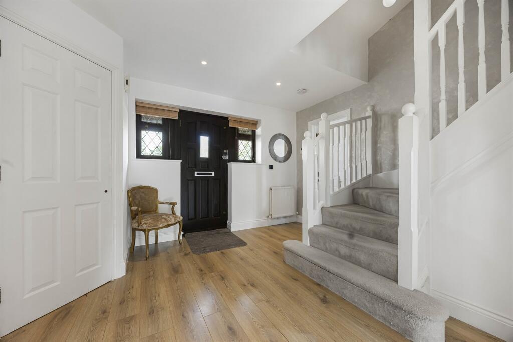 House in Reading, Emmer Green - View 5