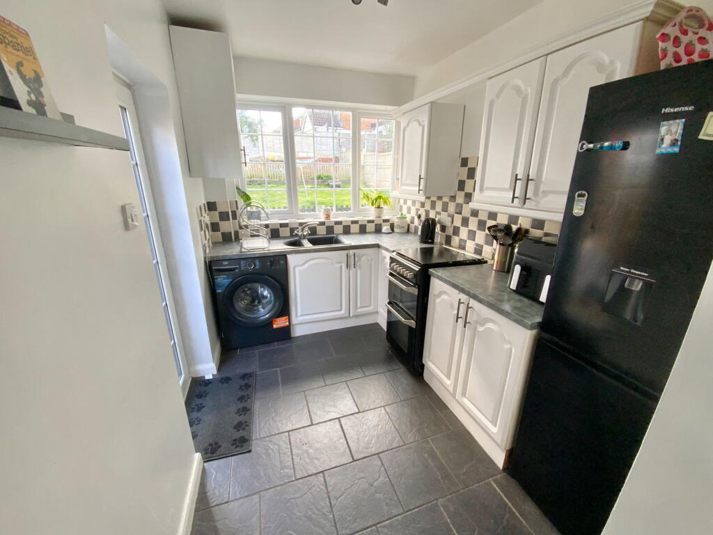 House in Dudley, West Midlands - View 4