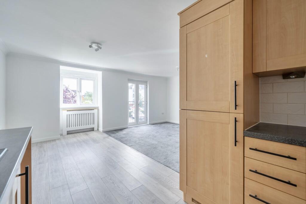 Sherwood Avenue, Larkfield - View 5
