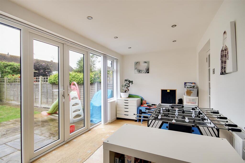 House in Brighton - More